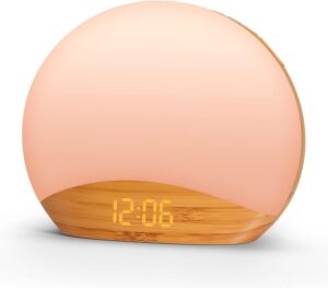 Reacher Réveil Lumière Simulant l’Aube avec Bruits Blancs – Horloge Numérique Dimable 0–10
