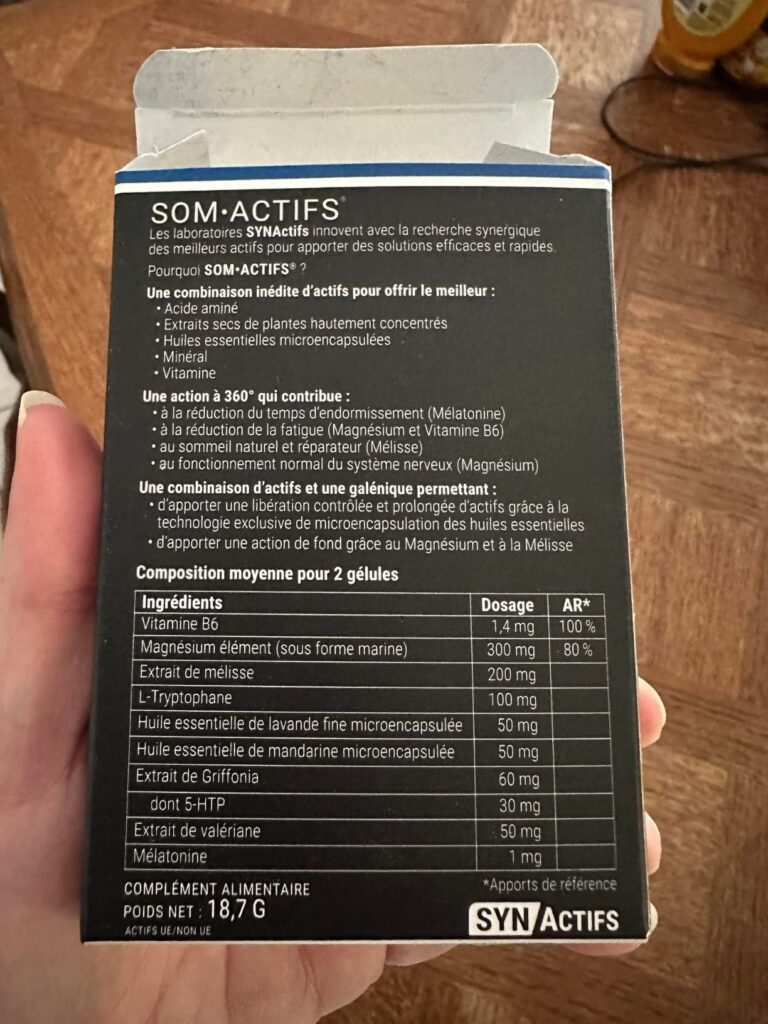 Gros plan sur le dos de la boîte de SOM-ACTIFS, légèrement différent de l'image 1, mais montrant les mêmes informations sur l...