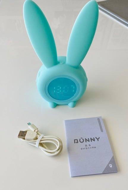 Homealexa Réveil Matin à Induction en Forme de Lapin Mignon photographié par Astoon, acheteur
