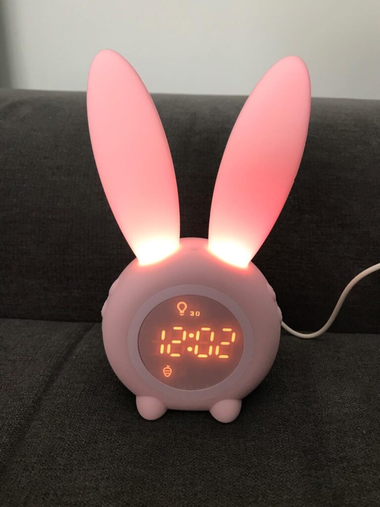 Homealexa Réveil Matin à Induction en Forme de Lapin Mignon photographié par 🔥 AM-Oi 🔥, acheteur