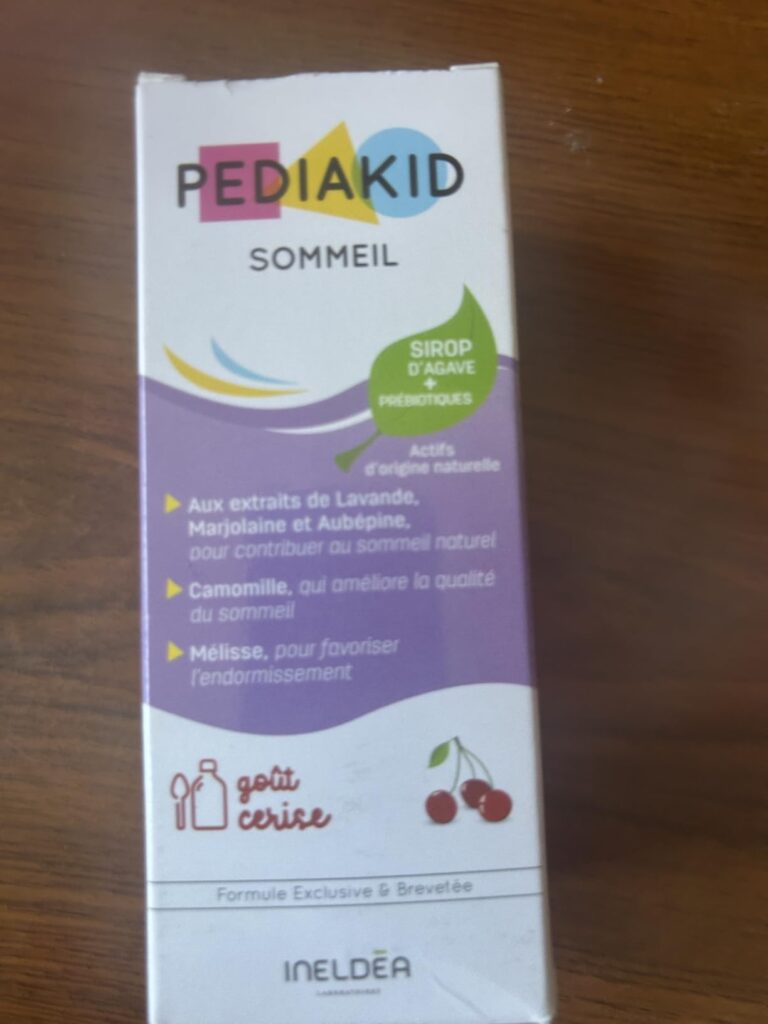 Boîte de sirop Pediakid Sommeil, vue de face, avec les informations sur le produit bien visibles. Très similaire à l'image 0.