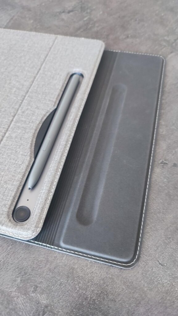 Gros plan sur le logement du stylet
