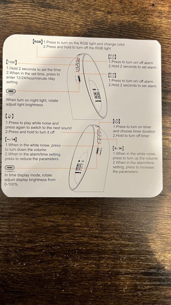Instructions pour les différentes fonctions du réveil, avec des schémas des boutons et des explications en anglais.