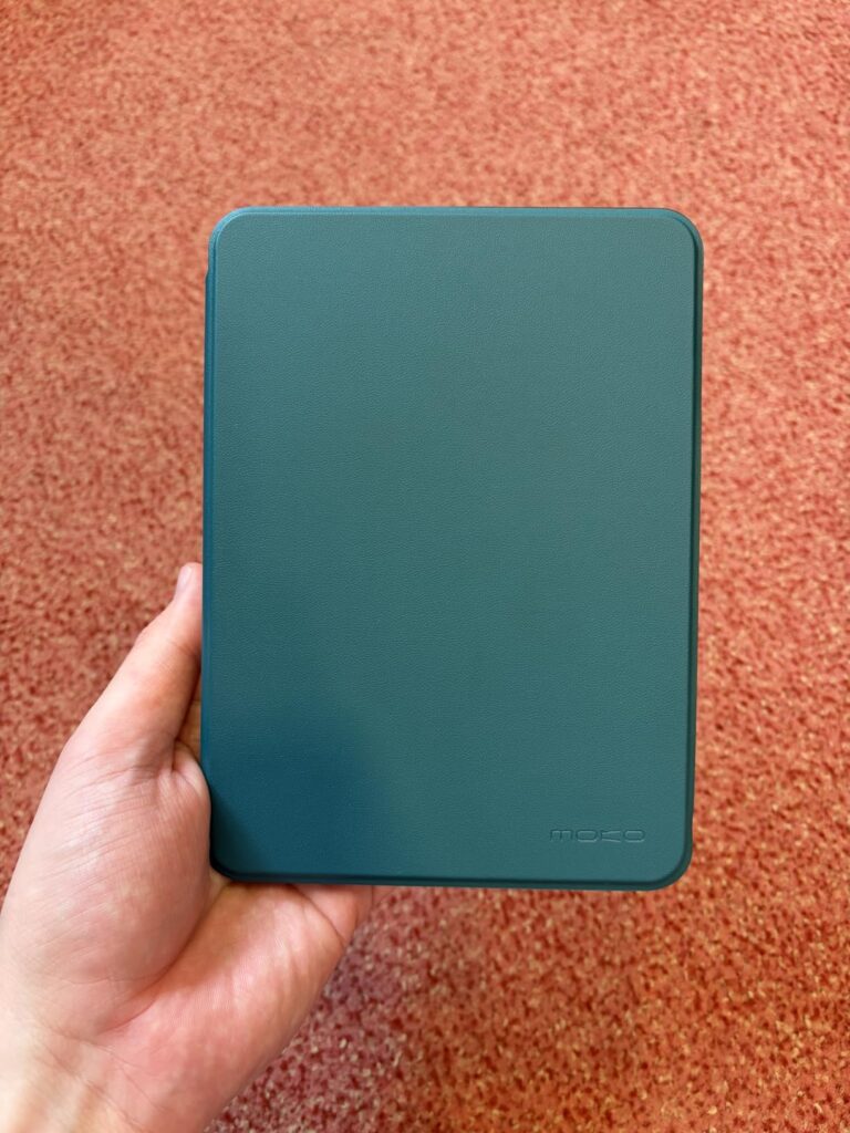 MoKo Étui pour Magnétique 6" Kindle 11e Gén 2024/2022 photographié par Luca, acheteur